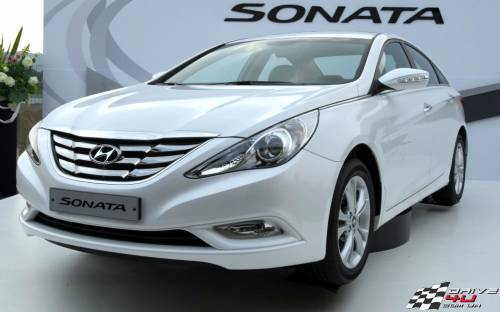  Hyundai Sonata
