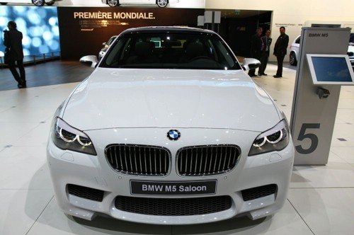  BMW M5 